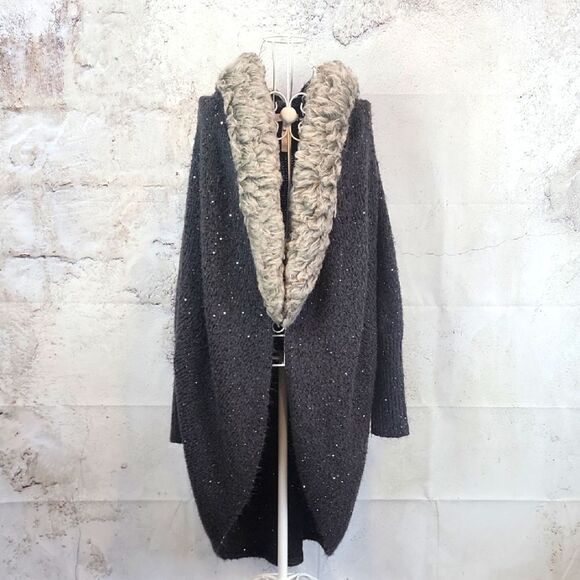 Jennifer Lopez oversized cardigan- grey metallic Women's Size S (runs big) - Picture 1 of 12